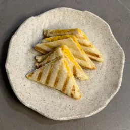 American Cheddar Sandwich